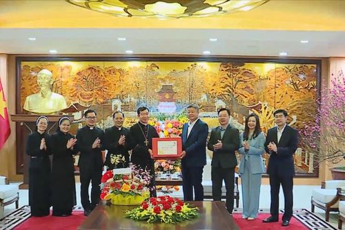 Đoàn Công giáo Thủ đô thăm, chúc Tết Thành phố Hà Nội