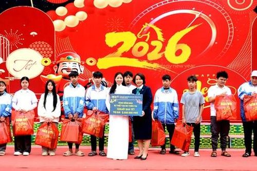 'Xuân yêu thương - Tết sum vầy' ở Trung tâm giáo dục nghề nghiệp - Giáo dục thường xuyên Lào Cai - Cam Đường