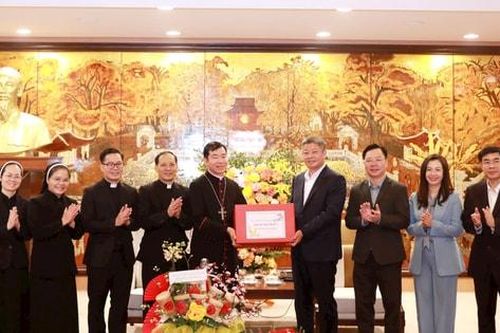 Các tổ chức tôn giáo chúc Tết thành phố Hà Nội