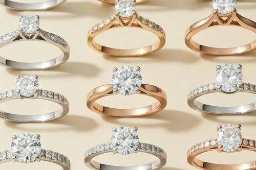 Có nên mua nhẫn cầu hôn giá rẻ? Gợi ý những mẫu nhẫn giá dưới 2 triệu đồng khiến ai cũng phải xuýt xoa