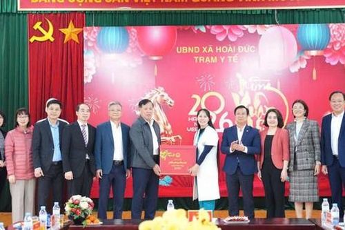 Thứ trưởng Đỗ Xuân Tuyên thăm, chúc tết, kiểm tra trực phục vụ Tết tại một số đơn vị y tế ở Hà Nội