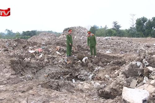 Chôn lấp chất thải xây dựng trái phép: Hồi chuông cảnh báo