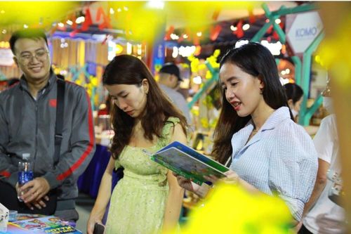 Sách quý hội tụ tại Lễ hội Đường sách Tết 2026