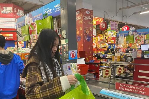 Lo ngại ô nhiễm không khí, người dân đô thị chuộng tiêu dùng xanh