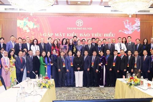 Kiều bào hiến kế xây dựng Hà Nội trở thành Thủ đô xanh, thông minh, hiện đại và bền vững