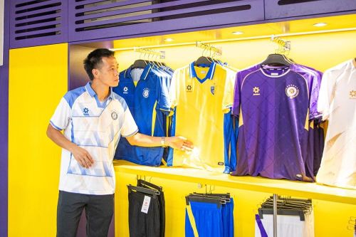 Một bước làm mới của CLB Hà Nội