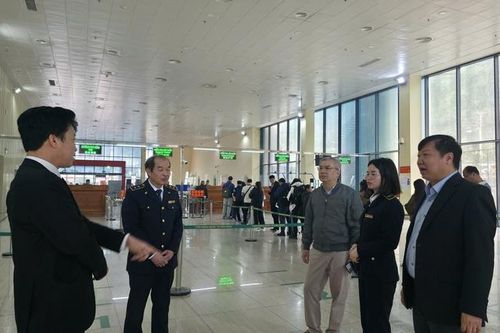 Giám sát dịch bệnh tại cửa khẩu; phòng ngộ độc thực phẩm dịp Tết Nguyên đán