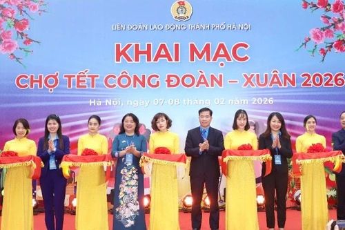 Chợ Tết Công đoàn: Góp phần đưa Tết đủ đầy đến người lao động Thủ đô có hoàn cảnh khó khăn