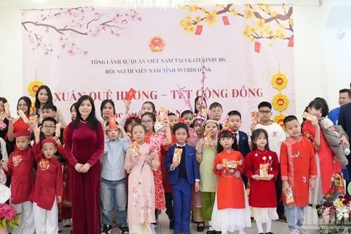Tết đầm ấm của cộng đồng người Việt Nam tại miền trung nước Nga