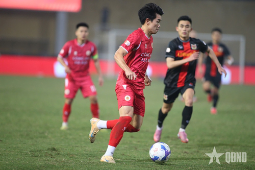 Trở lại mặt đất