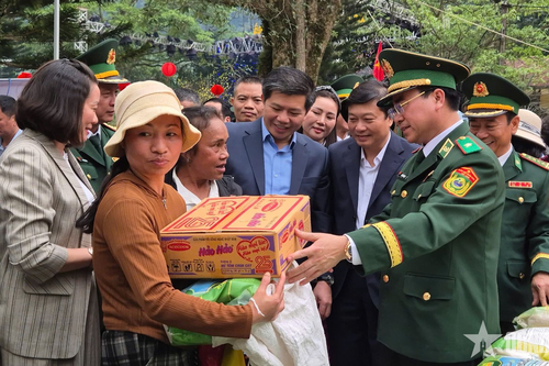 Ấm lòng dân bản trong mùa xuân biên giới