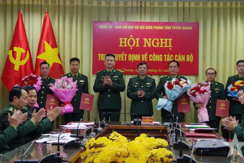 Bộ đội Biên phòng tỉnh Tuyên Quang trao quyết định điều động, bổ nhiệm cán bộ