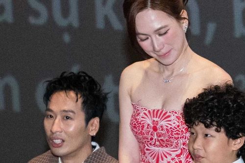 Tuấn Trần kể 6-7 tiếng lênh đênh trên biển cùng Phương Anh Đào