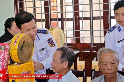 Nghĩa tình người lính biển giữa lòng Quảng Ngãi