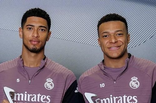 Dàn sao Real Madrid chất vấn Arbeloa, Bellingham 'cãi' khỏe nhất