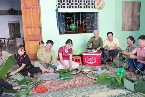 Những người 'nhóm lửa' yêu thương
