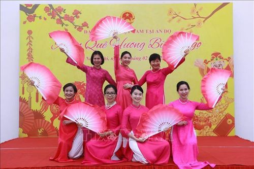 Chung một mái nhà Việt tại Ấn Độ