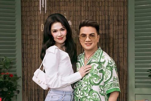 Khoảnh khắc đặc biệt của Ngọc Trinh và Đàm Vĩnh Hưng