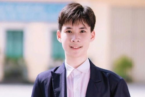 Đạt 19/20 điểm, Thủ khoa Toán Hà Nội vẫn 'tiếc nuối'