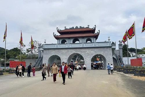 Kỳ vọng bứt phá du lịch văn hóa, lịch sử - tâm linh