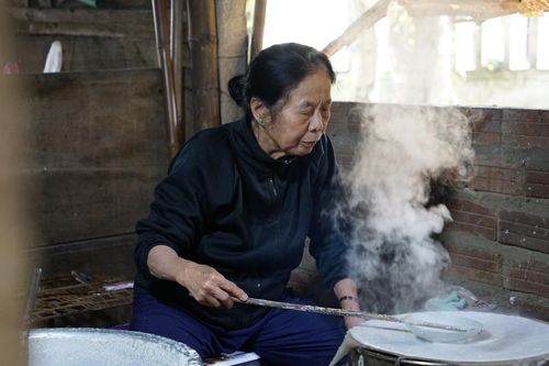 Vương vấn khói bếp
