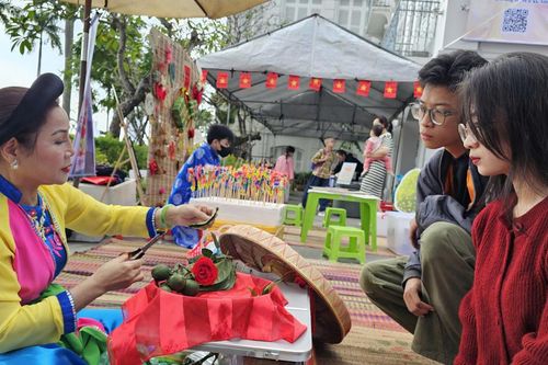 'Rước mã khai xuân' - Không gian Tết truyền thống giữa lòng Đà Nẵng