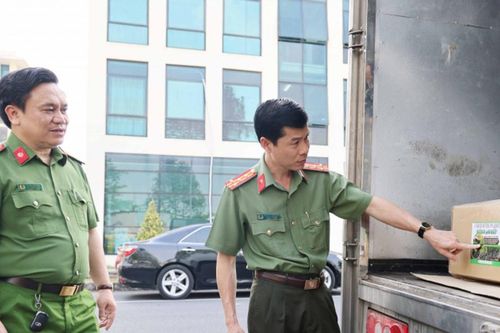 Công an TP Cần Thơ triệt phá đường dây sản xuất phân bón giả quy mô lớn