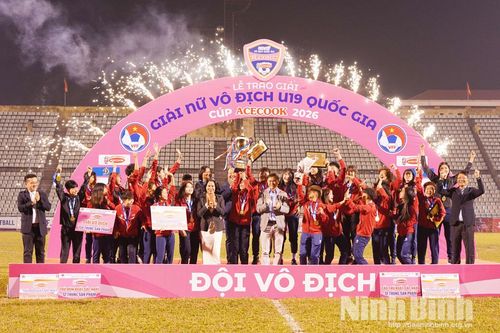 Phong Phú Hà Nam lần thứ 4 liên tiếp giành chức vô địch Giải bóng đá nữ Vô địch U19 Quốc gia