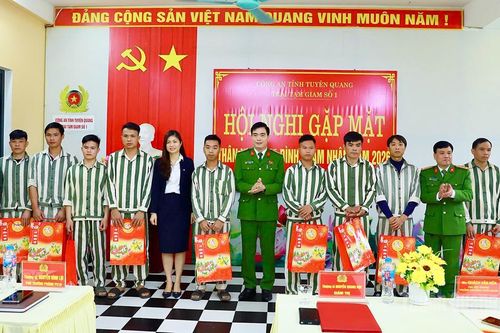 Trại tạm giam số 1 tổ chức gặp mặt thân nhân gia đình phạm nhân năm 2026