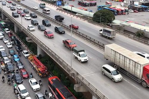 Bộ Xây dựng chỉ đạo toàn ngành đảm bảo giao thông dịp Tết Bính Ngọ 2026