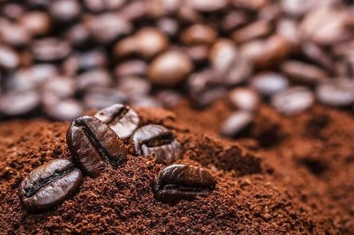 Ngày 7/2: Giá cà phê đảo chiều tăng trở lại, hồ tiêu đồng loạt giảm