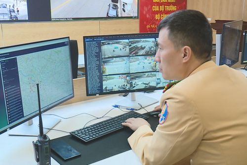 Kết hợp camera AI hỗ trợ giảm ùn tắc giao thông Tết