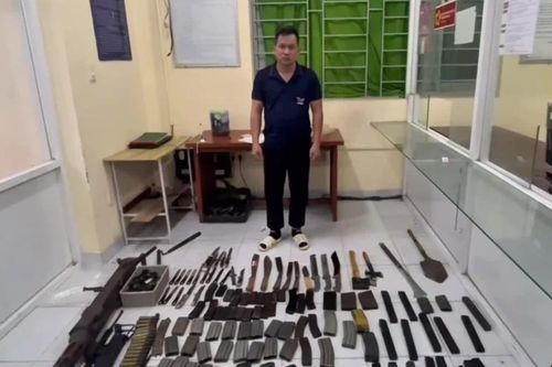TP.HCM khởi tố đối tượng mua bán trái phép vũ khí