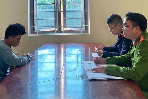 Truy bắt kẻ cướp trên cánh đồng vắng trong đêm