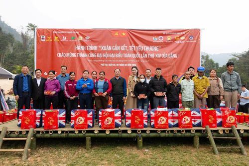 Lan tỏa yêu thương mùa Tết: Hành trình 'Xuân gắn kết, Tết yêu thương 2026' bước sang năm thứ 12