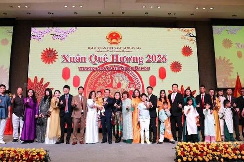 Xuân Quê hương – Thắt chặt tình đoàn kết, tiếp thêm động lực cho cộng đồng người Việt tại Myanmar