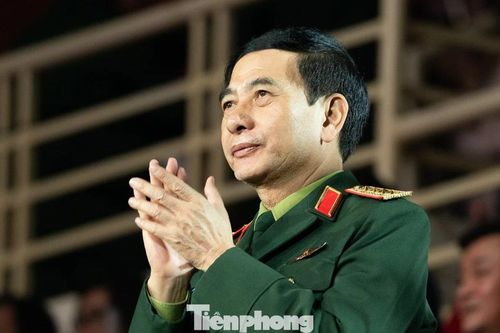 Đại tướng Phan Văn Giang dự chương trình nghệ thuật chính luận đặc biệt 'Đường xuân đất Việt 2026 - Hội tụ'
