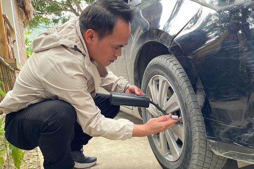 Chỉ cần 2 phút quan sát quanh xe giúp bạn giảm được hàng loạt rủi ro trên đường