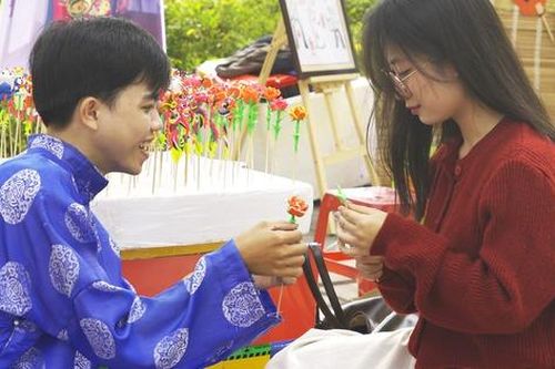 Làm mới cách đón Tết, Đà Nẵng đưa lễ hội về gần người dân