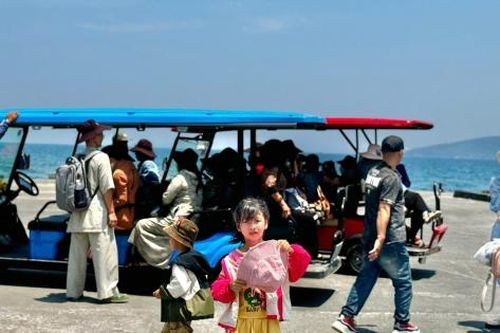 Quảng Ngãi: Chủ động phương án đưa người dân Lý Sơn về đảo đón Tết