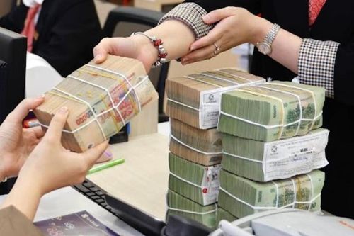 Lãi suất liên ngân hàng vọt lên mức 21%, cao nhất lịch sử