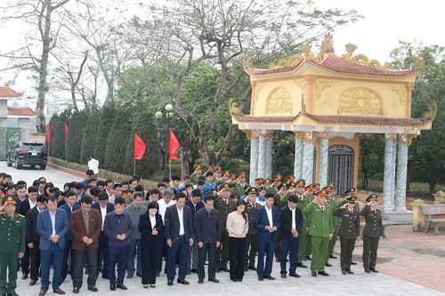 Chủ nhiệm Ủy ban Kiểm tra Tỉnh ủy kiểm tra tình hình sản xuất, đời sống Nhân dân các xã Nga Sơn, Nga Thắng