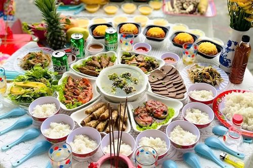 Dịch vụ nấu tiệc ở phố