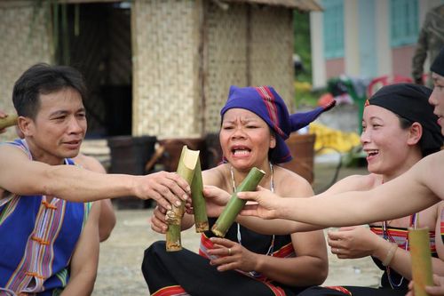 Nhâm nhi một chén… 'rượu trời'