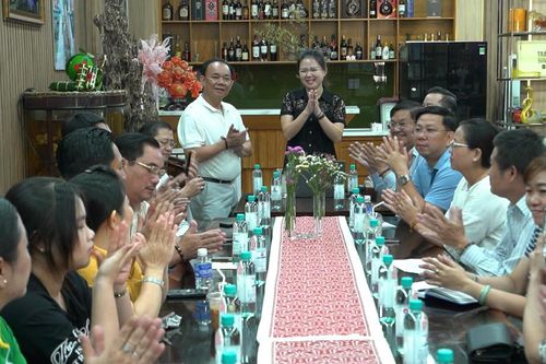 21 chuyến xe nghĩa tình sẵn sàng đưa đồng hương về quê đón Tết
