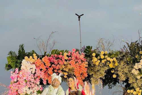 Cặp đôi Ấn Độ khai màn du lịch cưới tại Đà Nẵng trong năm 2026