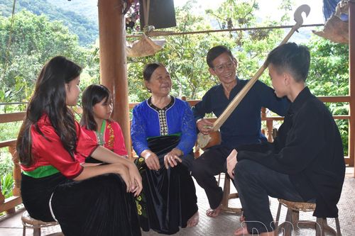 Ấm no nhờ có Đảng