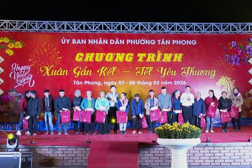 Chương trình 'Xuân gắn kết - Tết yêu thương'