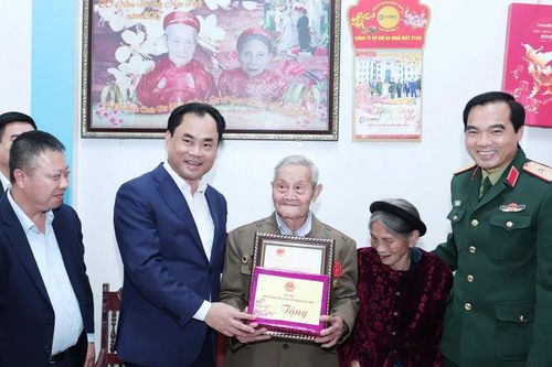 Tỉnh Lào Cai quan tâm chăm lo cho gia đình chính sách, người có công, người có hoàn cảnh khó khăn trong dịp Tết Nguyên đán Bính Ngọ 2026
