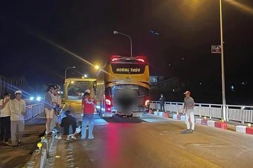 Ô tô khách va chạm xe máy ở Đắk Lắk, một người tử vong